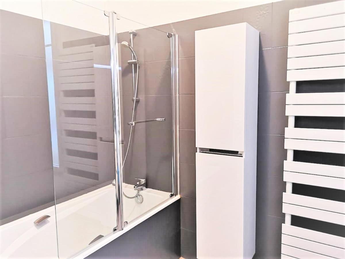 Greyhound - Grand Appartement Centre-Ville Суассон Екстер'єр фото